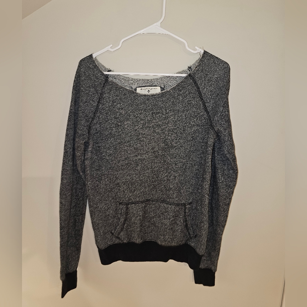 Love Culture Black and Gray Women's Pullover